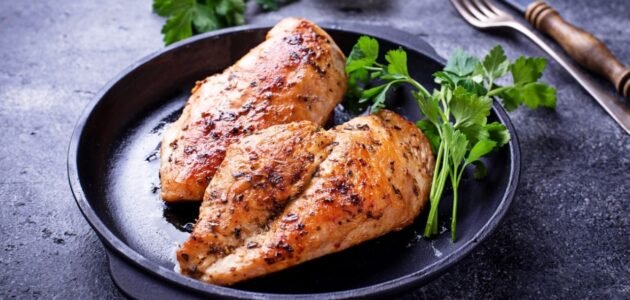 ابهريهم بشطارتك.. طريقة عمل صدور الدجاج مثل المطاعم بخمس وصفات لذيذة