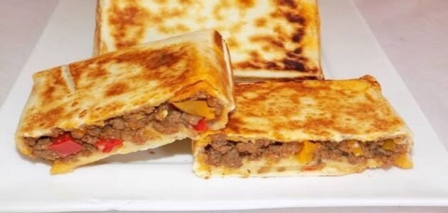 حضري فطائر الطاسة باللحم المفروم غداء سريع ولذيذ بدون فرن