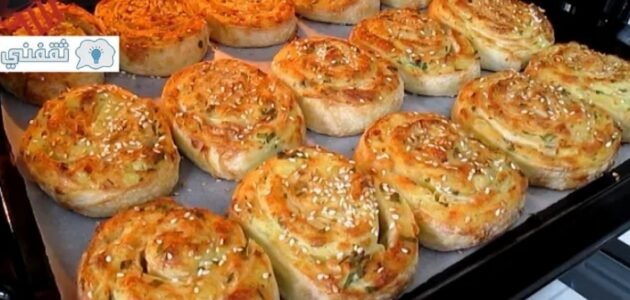 معجنات محشية بطاطس بطريقة سهلة وسريعة وبألذ مذاق لعشاء سريع 1 معجنات محشية بطاطس بطريقة سهلة وسريعة وبألذ مذاق لعشاء سريع