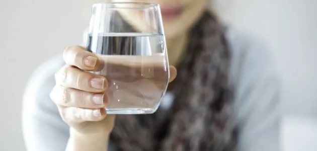 فوائد وأضرار الماء المطفي فيه الحديد