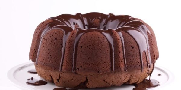 كيكة الشوكولاتة الإسفنجية مقادير كيك الشوكلاتة الإسفنجية – موقع خليجنا
